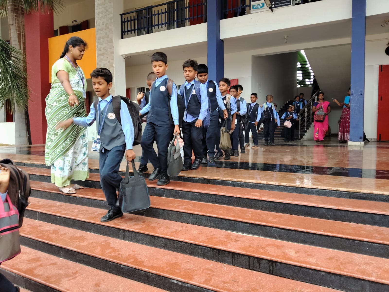 School Transport - Image 2